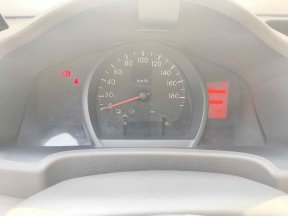 [上海·沪M] 二手日产日产NV2002016款 1.6L CVT豪华型