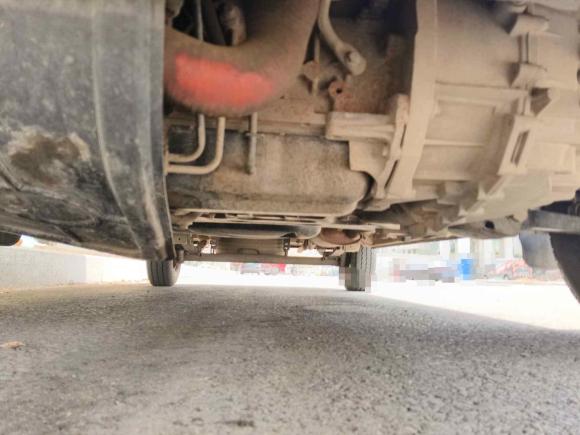 [济南·鲁A] 二手上汽大通MAXUS新途V802019款 2.5T经典款6挡手动商旅短轴中顶9座