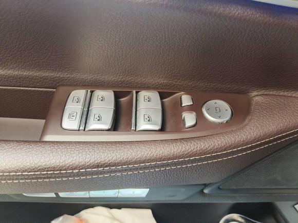 [成都·川A] 二手宝马宝马7系2018款 730Li 领先型 M运动套装