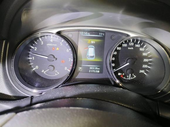 [成都·川A] 二手日产奇骏2014款 2.0L CVT舒适版 2WD