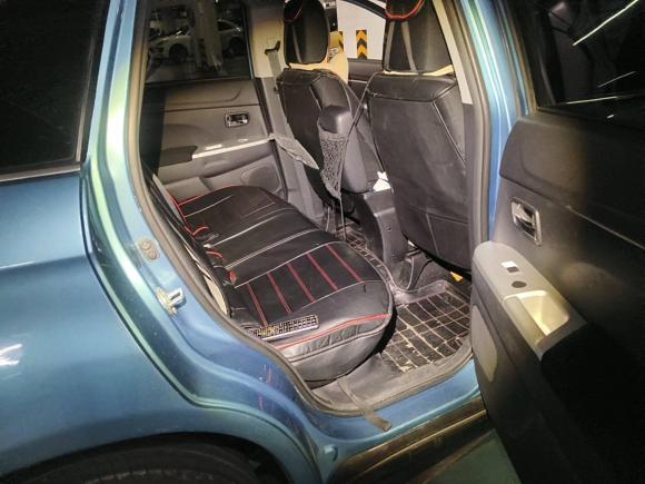 [广州·粤A] 二手三菱劲炫ASX2013款 2.0L CVT四驱尊贵版