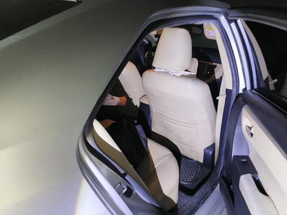 [深圳·粤B] 二手丰田雷凌2017款 改款双擎 1.8H GS E-CVT精英天窗版 国VI