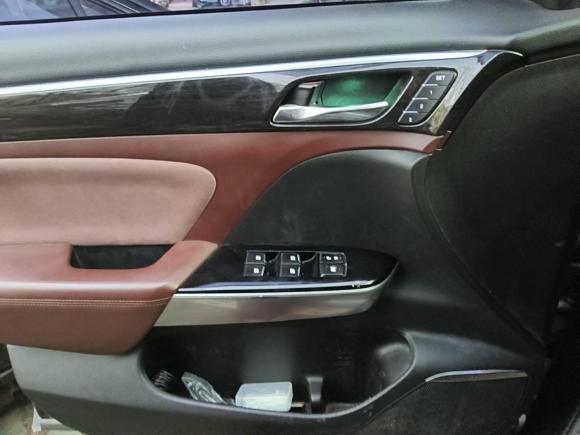 [青岛·鲁B] 二手广汽传祺传祺GS82017款 320T 两驱豪华智联版（七座）