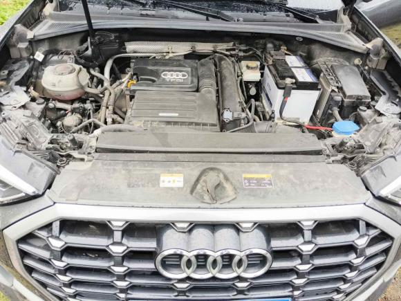 [温州·浙C] 二手奥迪奥迪Q32021款 35 TFSI 时尚动感型