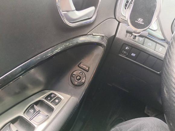 [西安·陕A] 二手现代胜达2013款 2.4L 自动两驱智能型