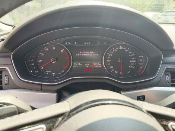 [青岛·鲁B] 二手奥迪奥迪A4L2017款 Plus 40 TFSI 时尚型