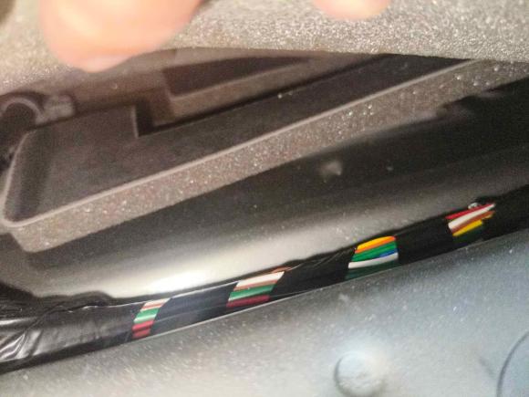 [上海·皖B] 二手别克别克GL82014款 2.4L 经典版