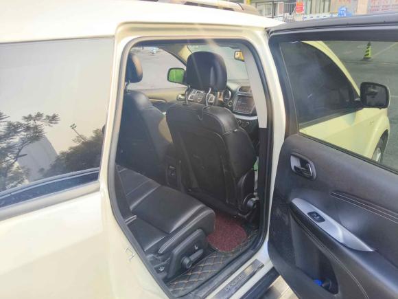 [成都·川A] 二手道奇酷威2013款 2.4L 两驱尊尚版