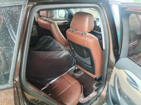 [青岛·鲁D] 二手宝马宝马X12012款 sDrive18i 时尚型