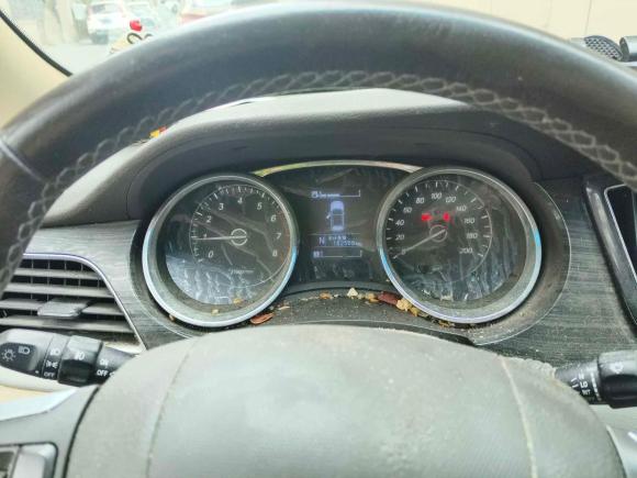 [南京·苏A] 二手宝骏宝骏7302016款 1.8L iAMT豪华型 7座