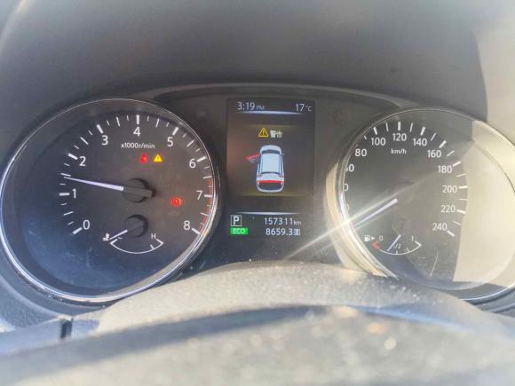 [上海·苏L] 二手日产逍客2016款 2.0L CVT精英版