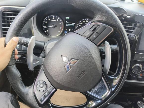 [上海·沪B] 二手三菱欧蓝德2018款 2.4L 四驱豪华版 7座