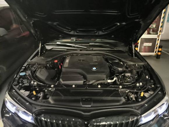 [南京·苏A] 二手宝马宝马3系2022款 改款 330Li xDrive M运动曜夜套装