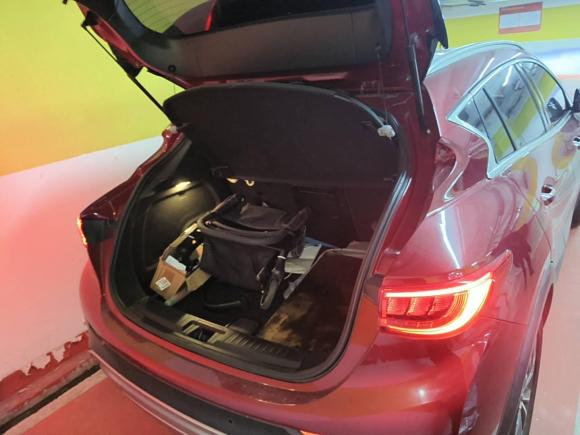 [苏州·苏E] 二手英菲尼迪英菲尼迪QX302018款 1.6T 两驱极限版