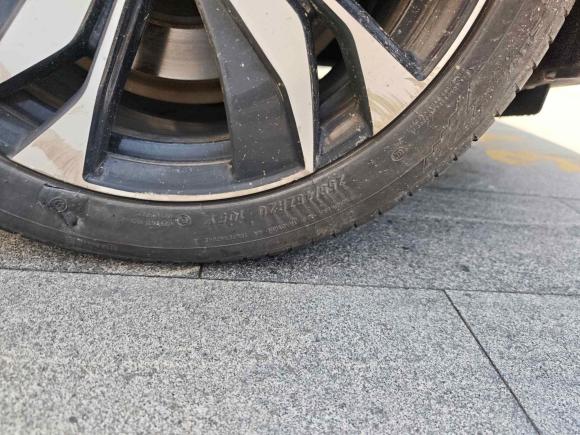 [上海·沪A] 二手SERES赛力斯赛力斯SF52021款 四驱自由远征版