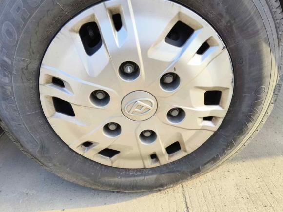 [上海·鲁R] 二手上汽大通MAXUS新途V702023款 2.0T 精英版 手动短轴低顶 5/6座（125Ps）