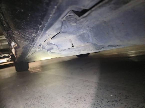 [广州·粤C] 二手奔驰奔驰R级2014款 R 320 4MATIC 豪华型