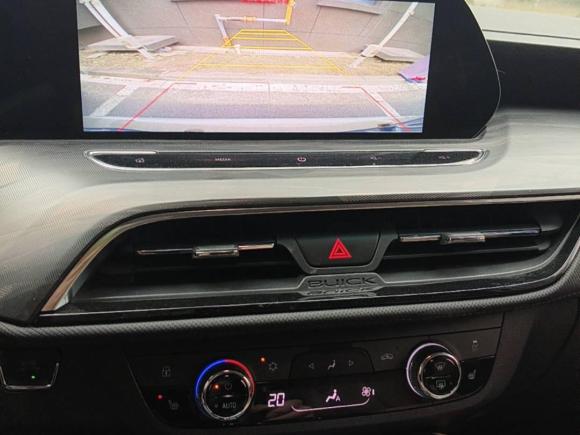 [上海·苏U] 二手别克别克GL62021款 323T 轻混动互联尊贵型