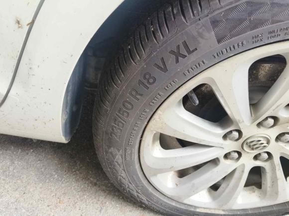 [上海·沪C] 二手别克君越2013款 2.0T SIDI 精英技术型