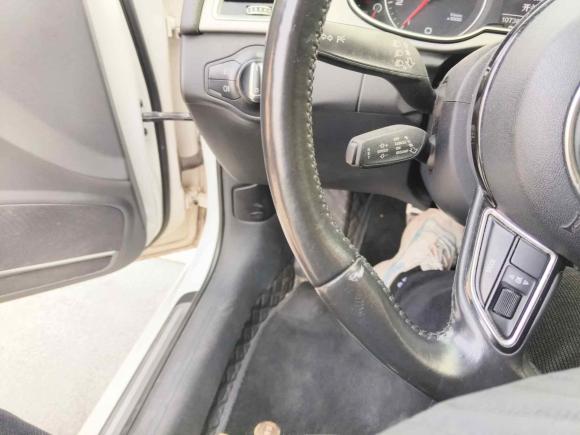 [嘉兴·浙F] 二手奥迪奥迪A4L2015款 35 TFSI 自动舒适型