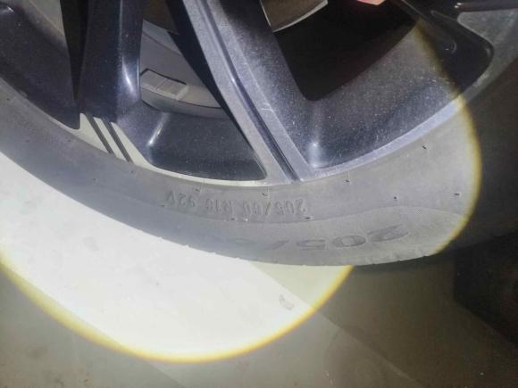 [深圳·粤B] 二手比亚迪比亚迪e32020款 高续航版 耀·豪华型