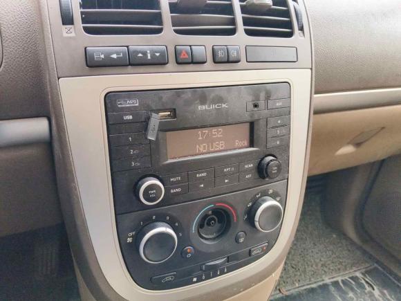 [合肥·皖A] 二手别克别克GL82014款 2.4L 经典版