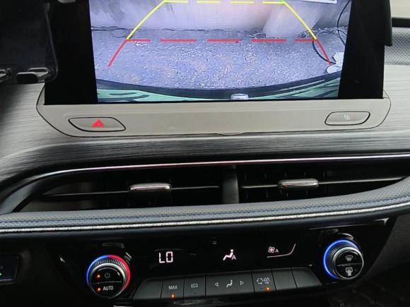 [上海·沪A] 二手别克微蓝62024款 430km 舒享版