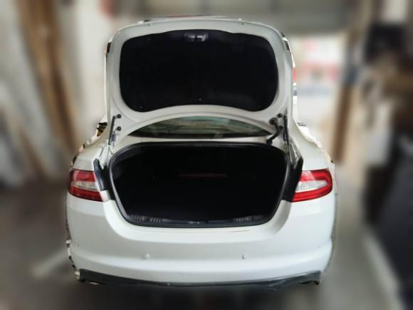 [深圳·粤B] 二手捷豹捷豹XF2014款 XF 3.0 SC 奢华版