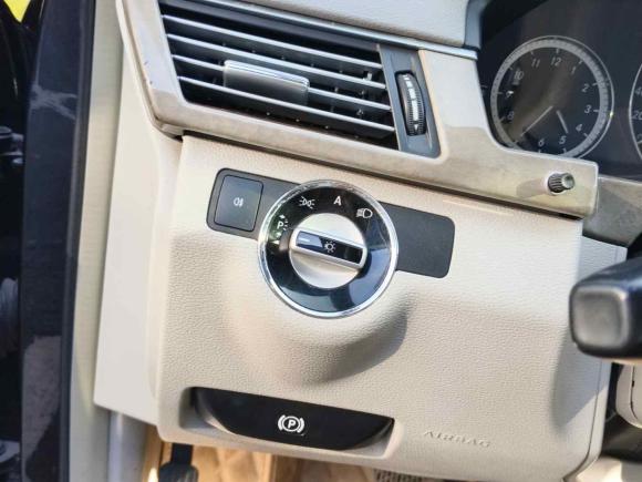 [上海·沪K] 二手奔驰奔驰E级2009款 E 300 优雅型