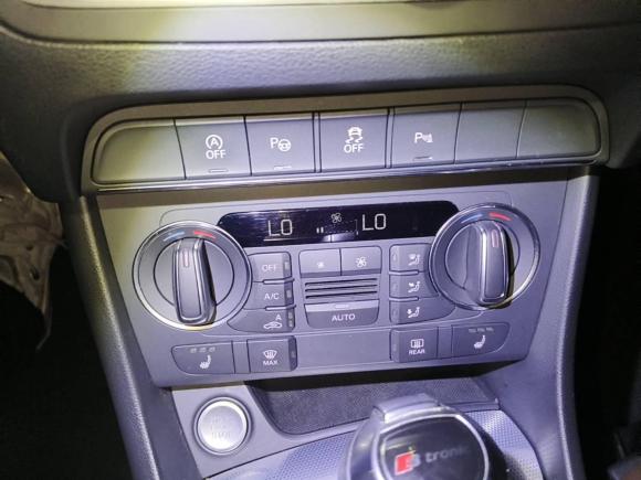 [深圳·粤L] 二手奥迪奥迪Q32017款 30 TFSI 风尚型