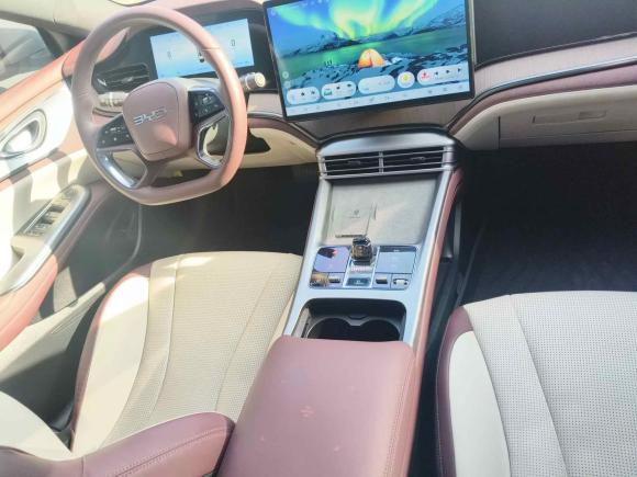 [青岛·鲁B] 二手比亚迪海豹2023款 DM-i 1.5L 121km 尊贵型