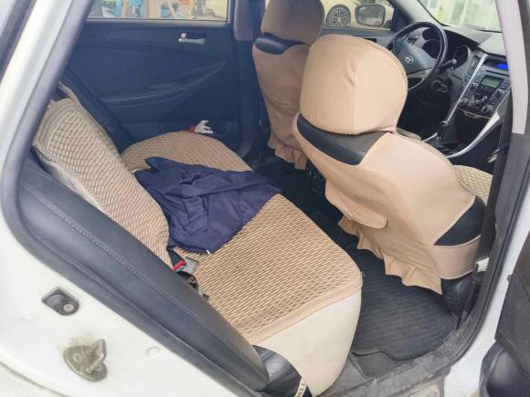 [南京·苏L] 二手现代索纳塔2011款 2.0L 自动领先版