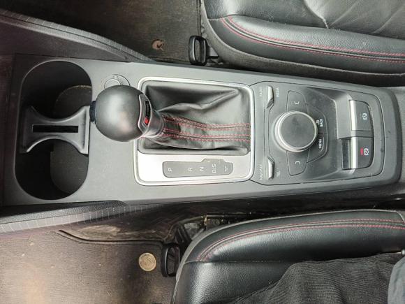 [西安·陕U] 二手奥迪奥迪Q2L2022款 35 TFSI 进取动感型