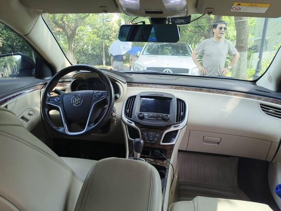 [苏州·苏E] 二手别克君越2013款 2.4L SIDI领先舒适型