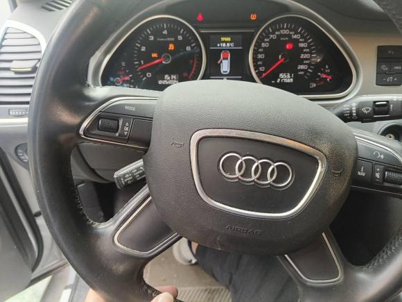 [深圳·粤B] 二手奥迪奥迪Q72014款 35 TFSI 运动型