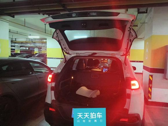 [武汉·鄂A] 二手Jeep自由光2016款 2.4L 领先版