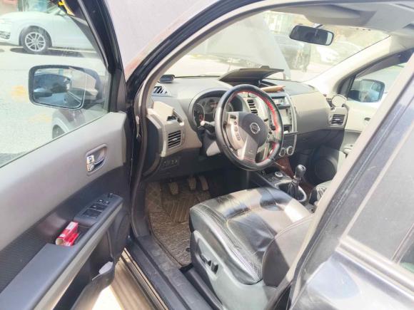 [上海·沪A] 二手日产奇骏2010款 2.5L 手动豪华版 4WD