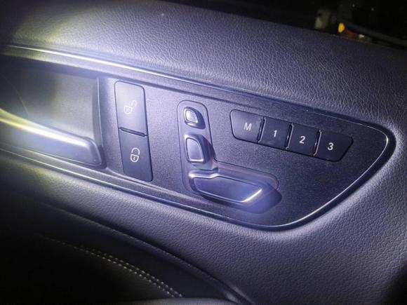 [深圳·粤B] 二手奔驰奔驰B级2015款 B 200 时尚型