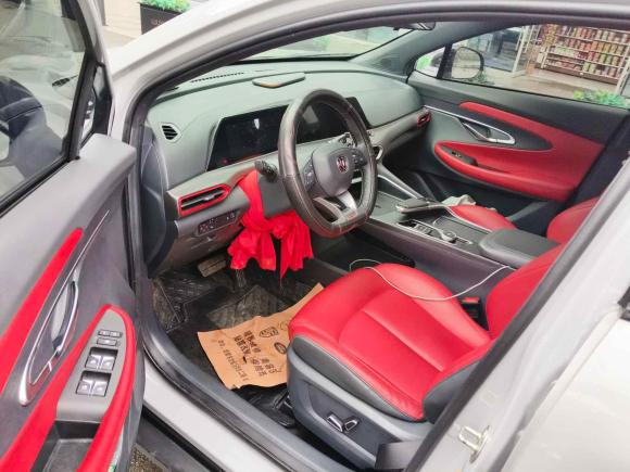 [成都·渝A] 二手长安长安UNI-T2020款 1.5T 尊贵型