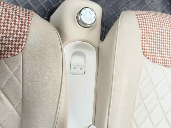 [成都·川A] 二手五菱汽车宏光MINIEV2024款 第三代 215km 进阶版