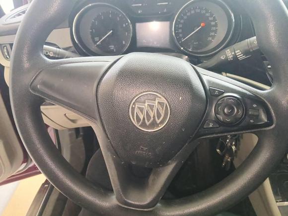 [成都·川A] 二手别克威朗2017款 三厢 15S 自动进取型