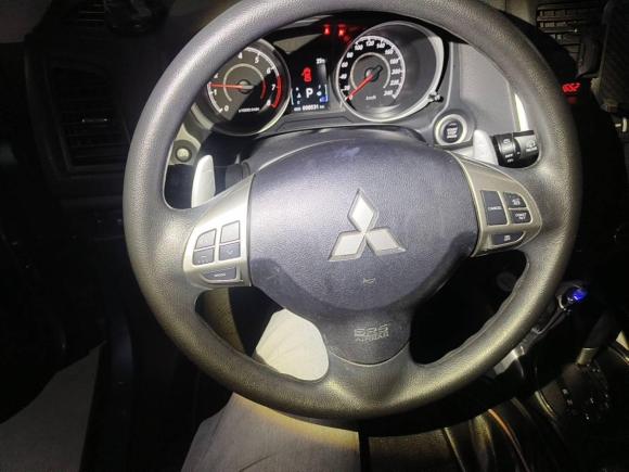 [广州·粤A] 二手三菱劲炫ASX2013款 2.0L CVT四驱尊贵版