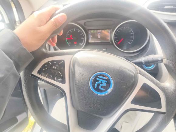 [温州·浙C] 二手比亚迪元新能源2018款 EV360 智联尚酷型