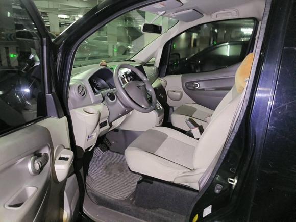 [杭州·粤B] 二手日产日产NV2002014款 1.6L CVT尊享型 国IV