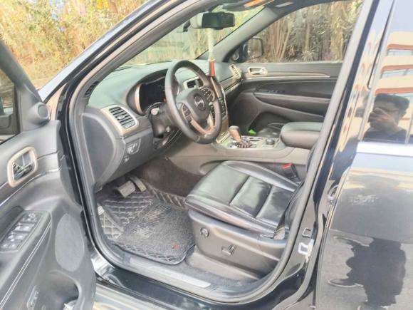 [南京·苏A] 二手Jeep大切诺基2016款 3.0L 舒享导航版