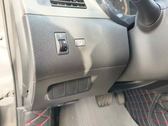 [常州·苏D] 二手日产骐达TIIDA2011款 1.6T M-CVT炫动版