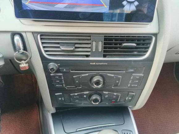 [青岛·鲁U] 二手奥迪奥迪A4L2012款 2.0 TFSI 自动标准型