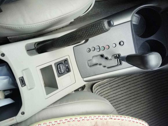 [上海·沪K] 二手丰田RAV4荣放2009款 2.4L 自动豪华版