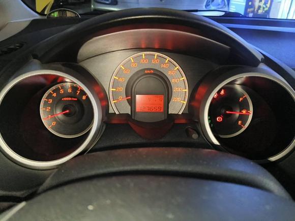 [成都·川A] 二手本田飞度2011款 1.5L 自动豪华版