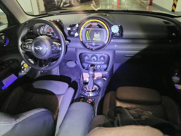 [广州·粤A] 二手MINIMINI CLUBMAN2016款 改款 1.5T COOPER
